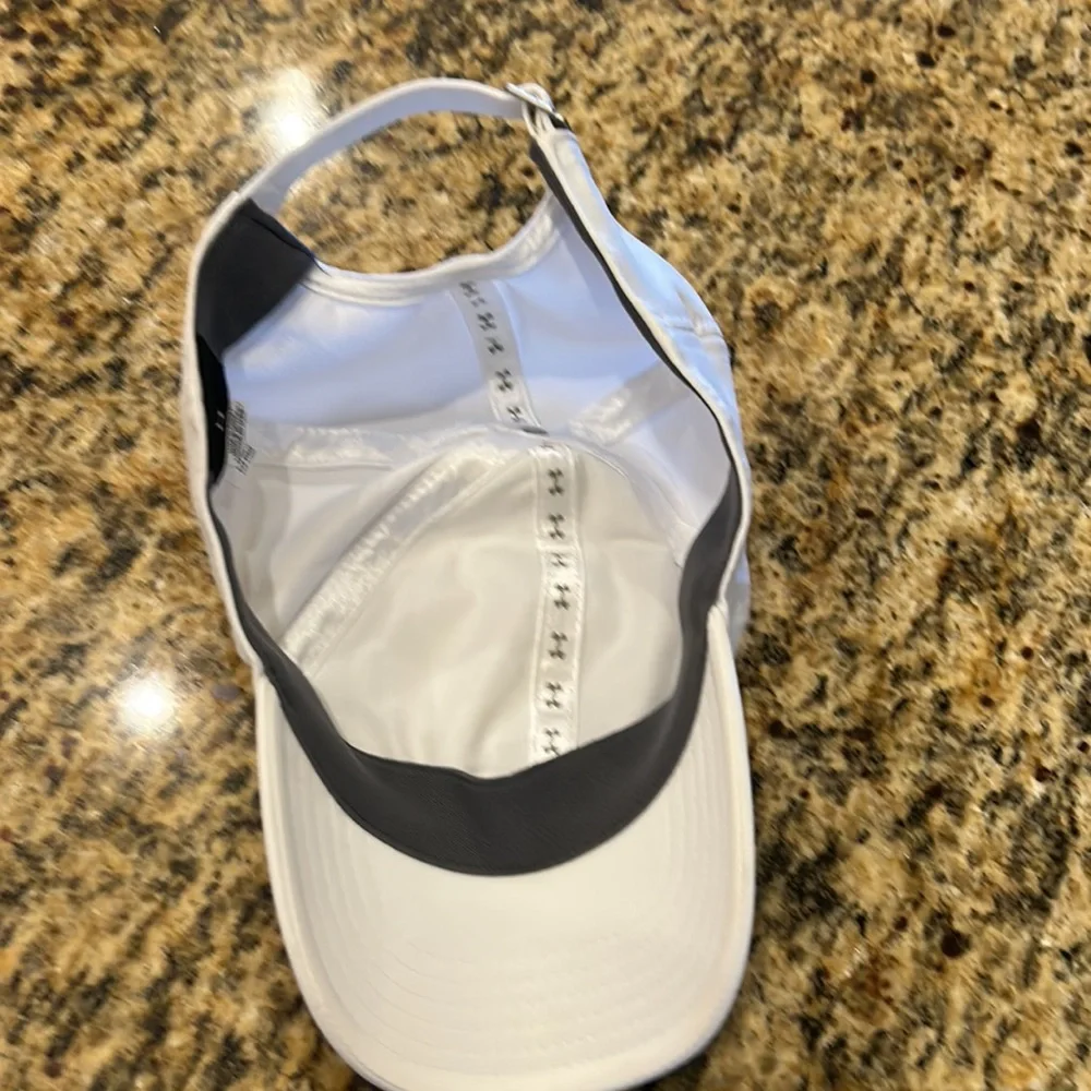 Under Armour cap | see offer in description